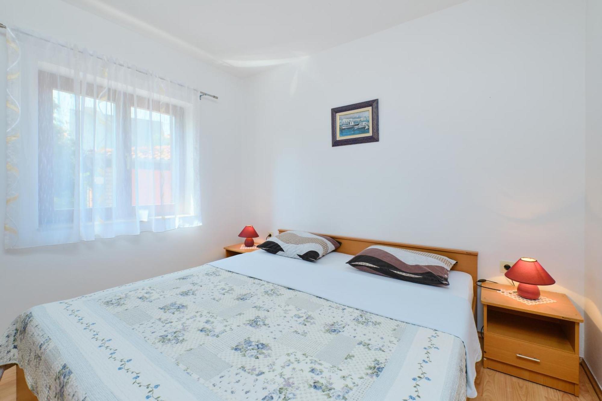 Apartment Apartments With A Parking Space Cunski, Losinj - 7867