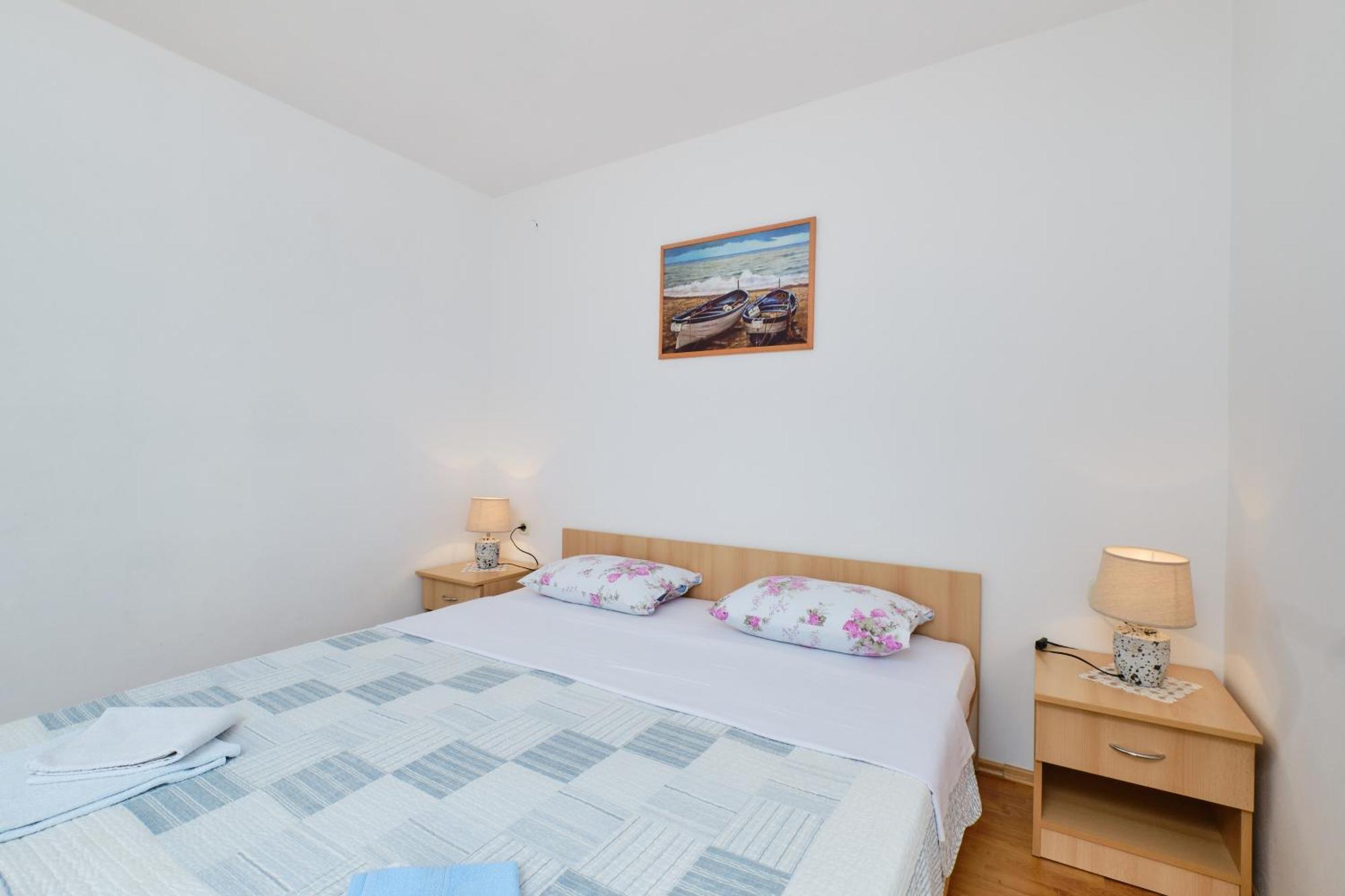Apartment Apartments With A Parking Space Cunski, Losinj - 7867 Cunski