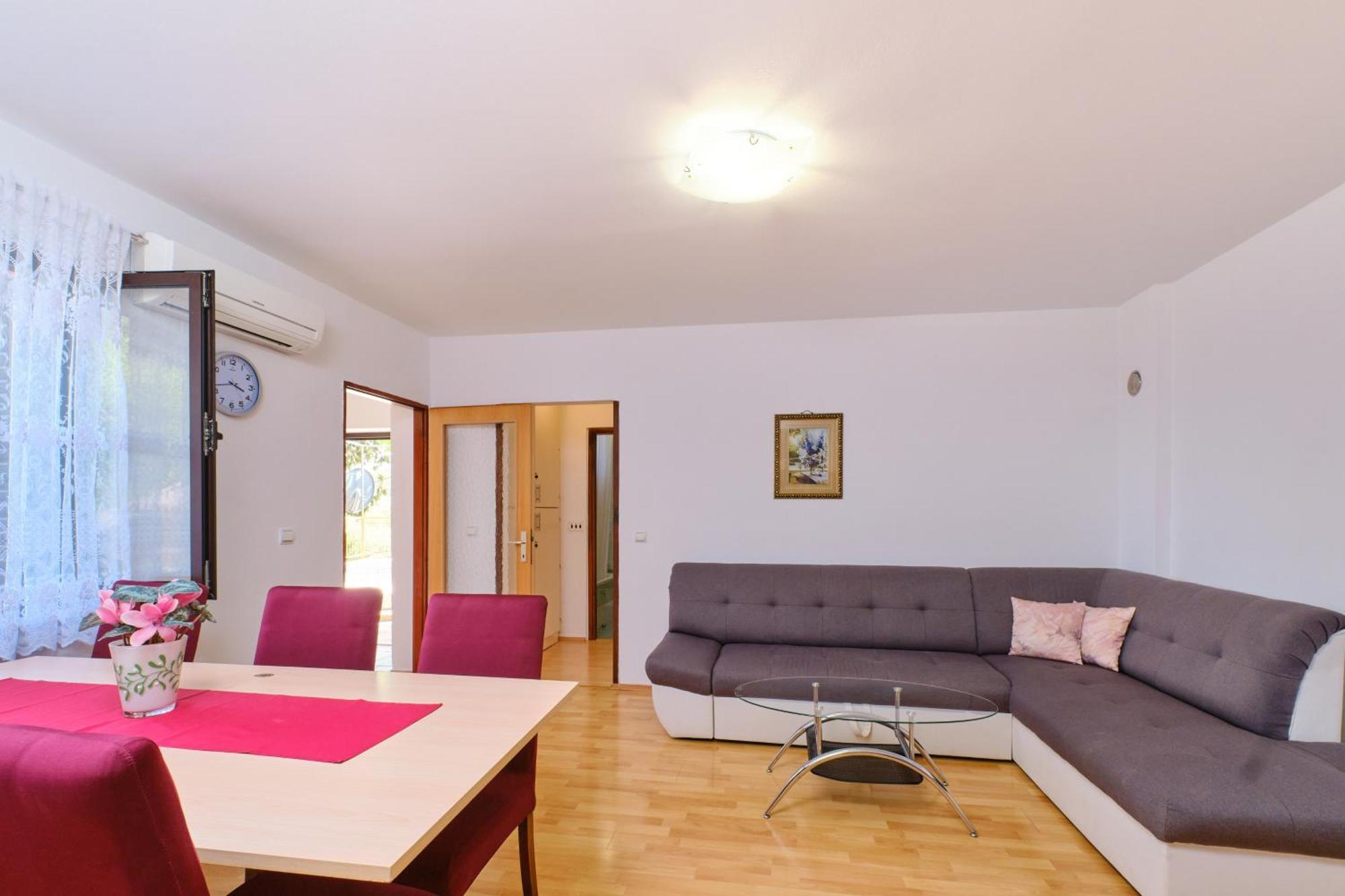 Apartments With A Parking Space Cunski, Losinj - 7867