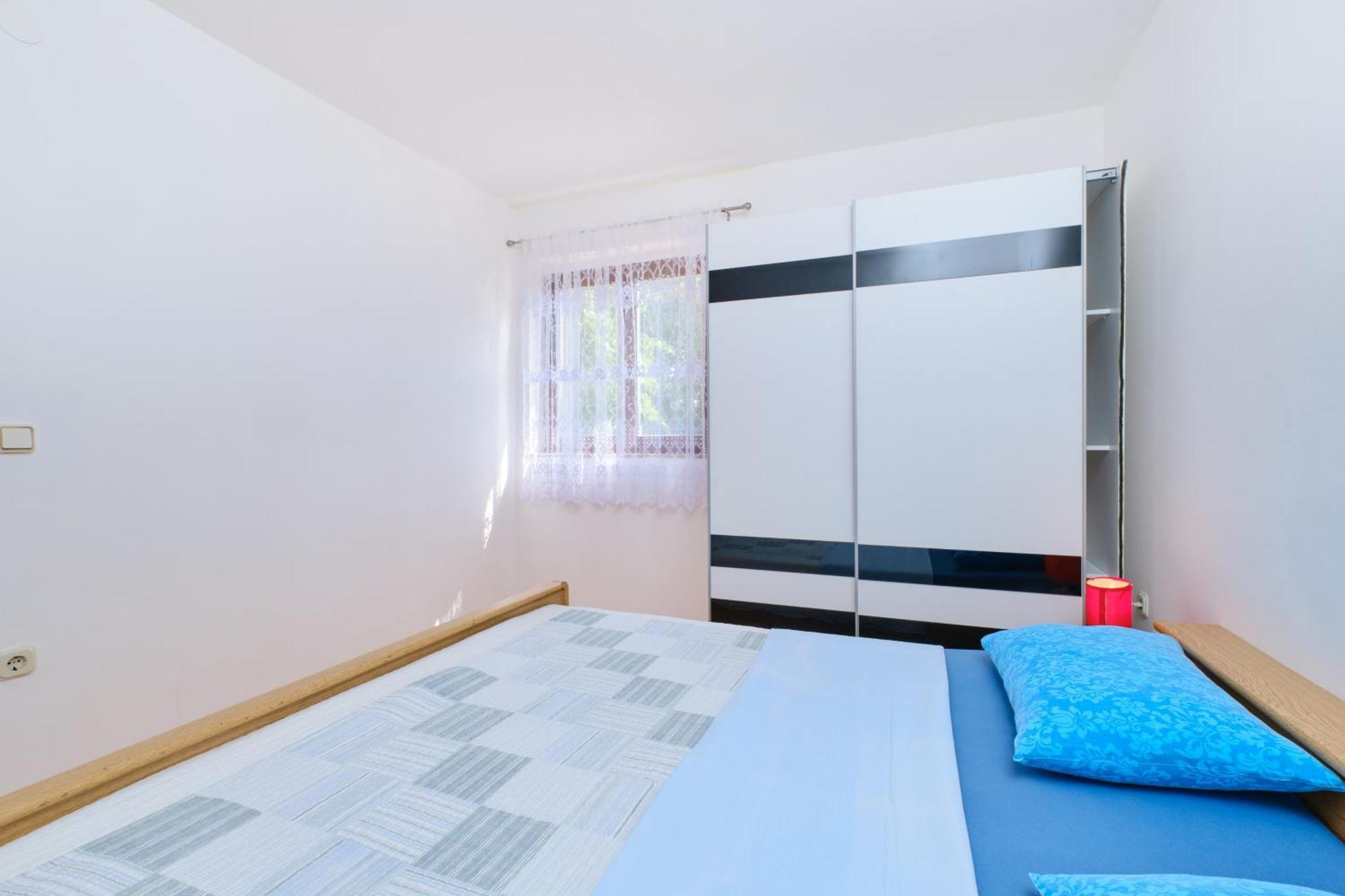 Apartments With A Parking Space Cunski, Losinj - 7867 Cunski