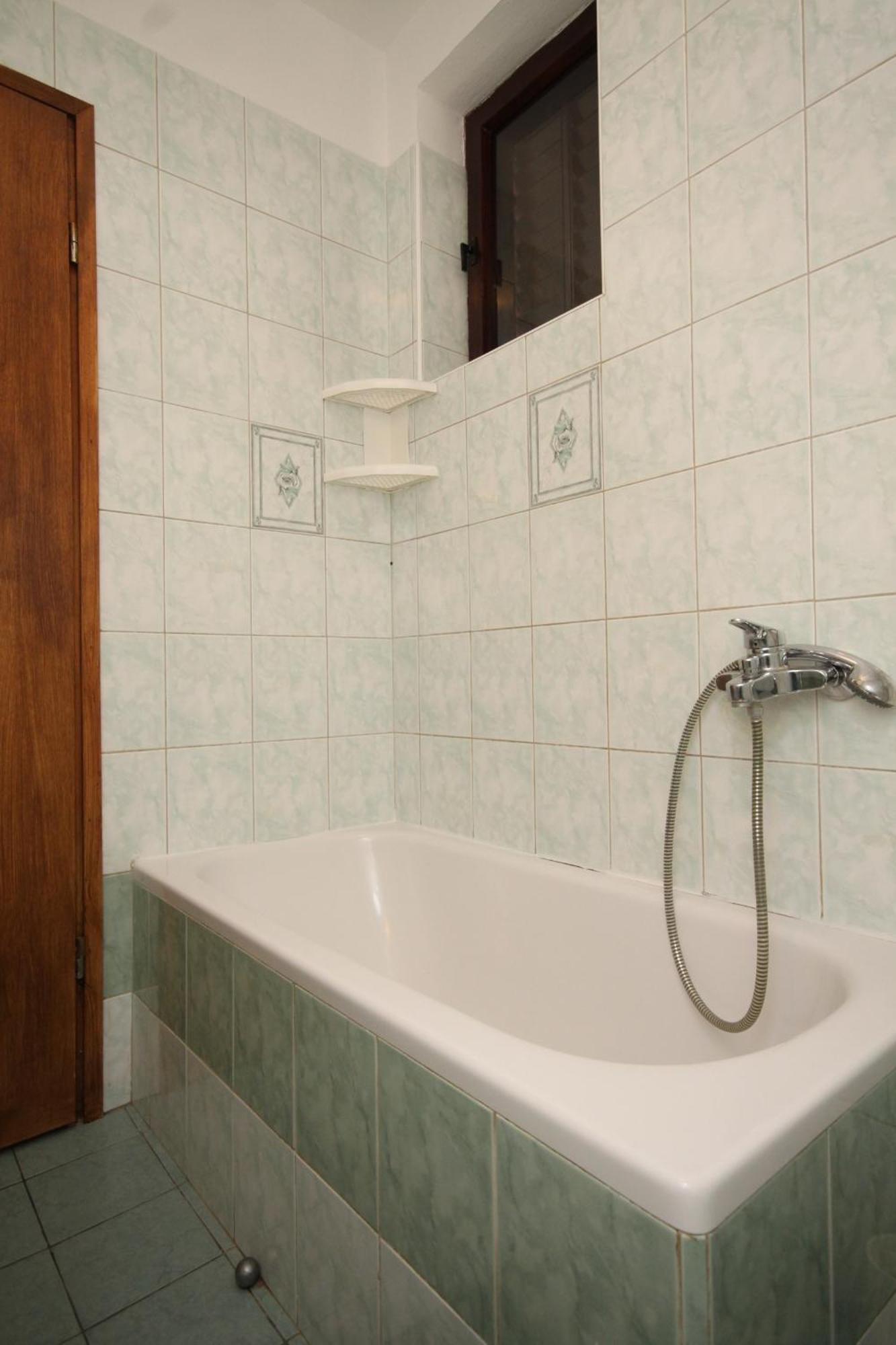 Apartment Apartments With A Parking Space Cunski, Losinj - 7867 Cunski